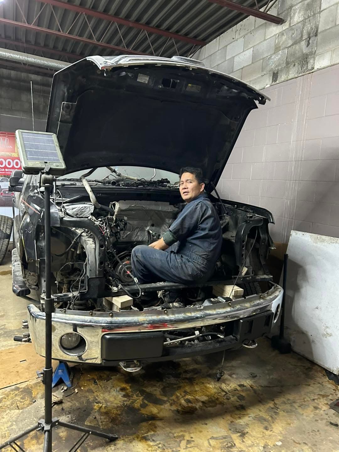 Gilbert Gascon, Master Mechanic